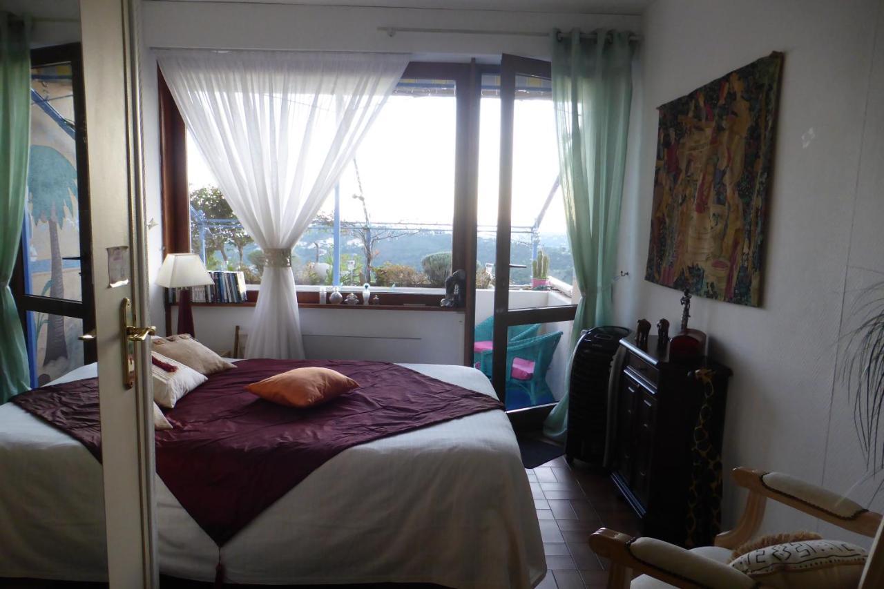 Nouveau ! Chambre D'Hote Insolite Privee " Coeurs De Pirates A Bali En Provence" Spa Sauna Massages Dans Cadre Exotique D'Amenagements Exterieurs D'Exception Ete Comme Hiver Bienvenue !!! 카발레르쉬르메르 외부 사진